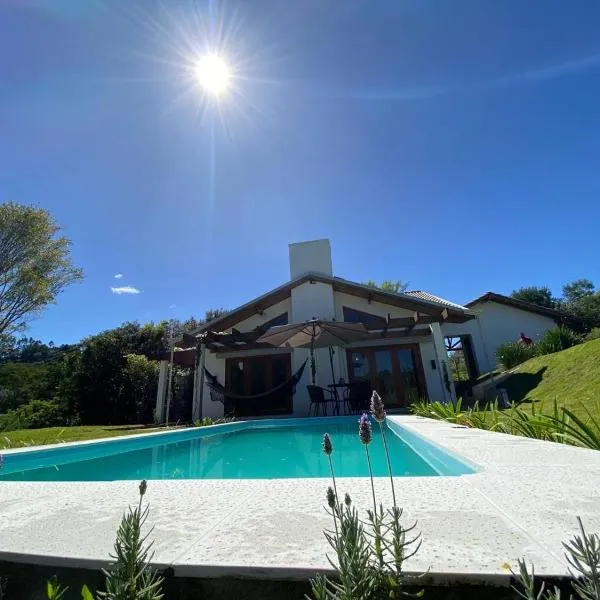 Casa de campo com piscina