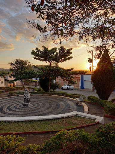 Melhores Hotéis Baratos Perto de Carmo da Mata, Minas Gerais 2025